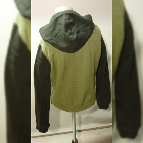 Warm BILLABONG hooded jacket, size L, 10/10 - Picture 2 of 3